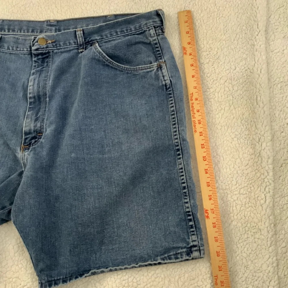 Wrangler Vintage Size 42 Jean Shorts 100% Cotton Medium Wash Denim Made In USA